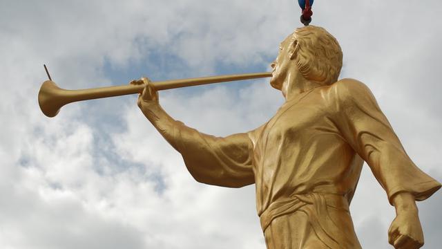 statua angelo moroni mormoni